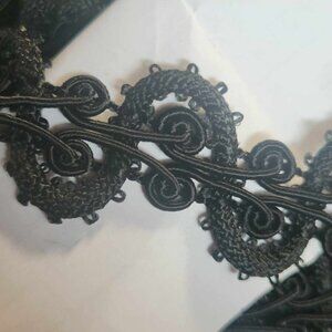 BLACK SCROLL TRIM, BEAUTIFUL INTRICATE TRIM 1" X 55 YARD BOLT!  READ BELOW!